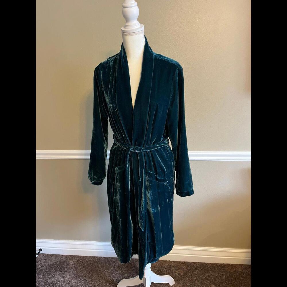 Cupcakes and cashmere velvet coat